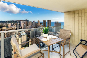 Ocean & Diamond Head View Studio at Waikiki